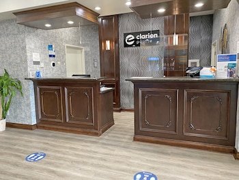 Clarion Pointe Sulphur Springs