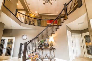 Cedar Manor Bed & Breakfast