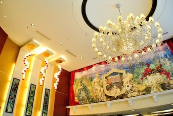 Elizabeth Cebu