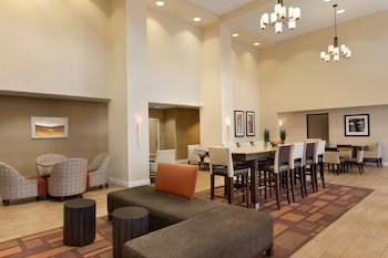 Hampton Inn and Suites Largo