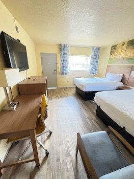 Days Inn by Wyndham Gainesville University