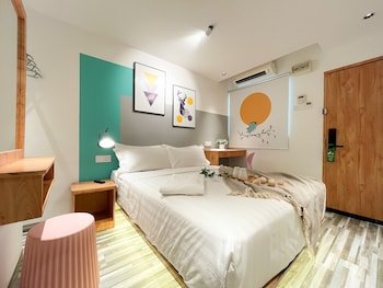 Apple1Hotel Gurney