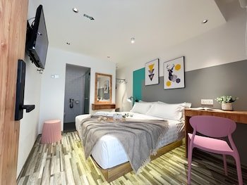 Apple1Hotel Gurney