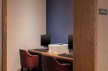Hyatt Place Indianapolis Airport
