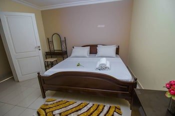 Hallmark Apartments