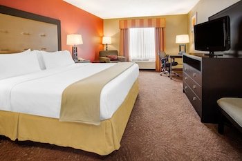 Holiday Inn Express & Suites Muncie