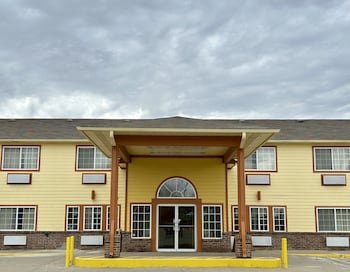 Super 8 by Wyndham Platte City/KCI Airport North