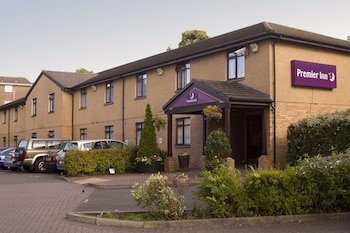 Premier Inn Glasgow East Kilbride Peel Park