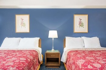 Knights Inn Litchfield Mn