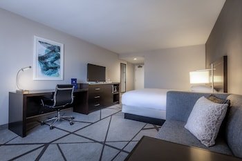 DoubleTree by Hilton Hotel Los Angeles Norwalk