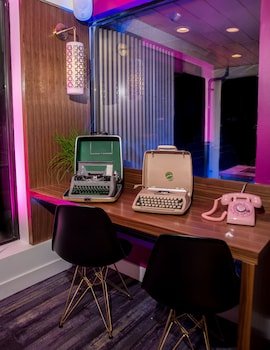 Hotel ZED Kelowna