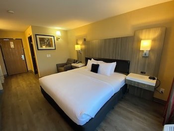 Red Lion Inn & Suites Port Orchard