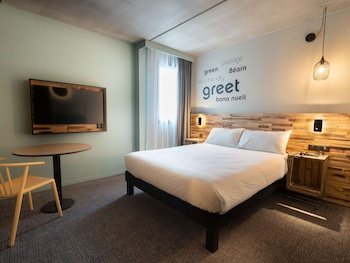 greet hotel Orthez Bearn