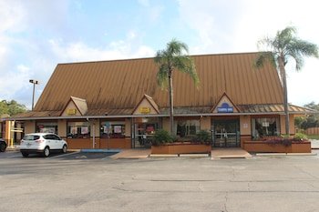 Tampa Inn Near Busch Gardens
