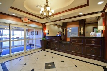 Holiday Inn Express Hotel & Suites Terrell