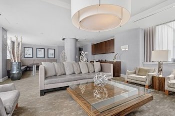 Monaco by Global Luxury Suites