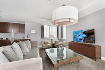 Monaco by Global Luxury Suites