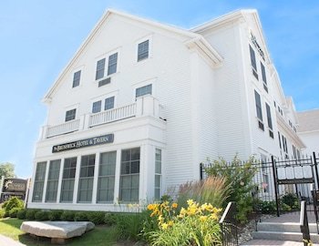 The Brunswick Hotel & Tavern