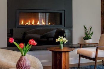 The Brunswick Hotel & Tavern