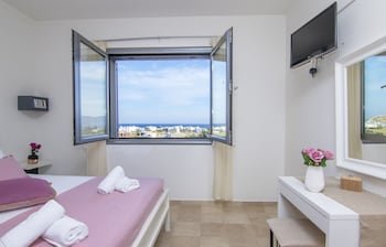 Haraki Villas