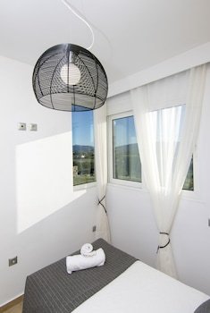 Haraki Villas