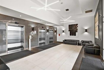 Executive Suites by Roseman Alura