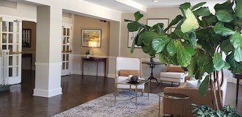 The Inn At Longshore