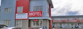 Broadway Motor Inn