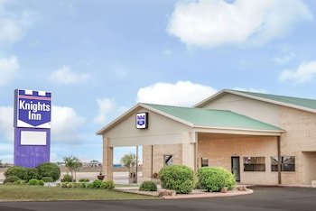 Knights Inn Slaton