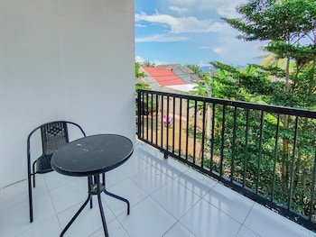 Sans Hotel Borobudur Banyuwangi