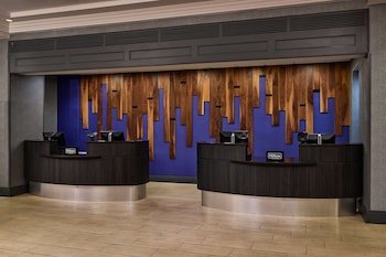 Hilton Kansas City Country Club Plaza