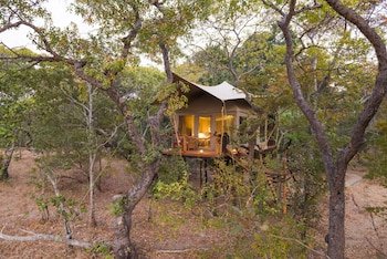 Mukambi Safari Lodge