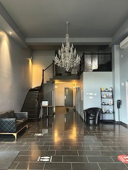 Hotel 1212
