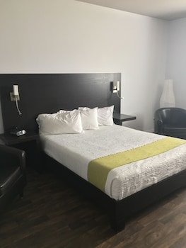 Hotel 1212