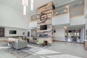 Best Western Plus Peppertree Nampa Civic Center Inn