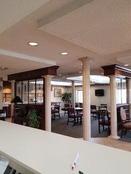 Gateway Inn and Suites