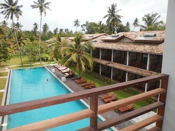 Paradise Beach Club Mirissa