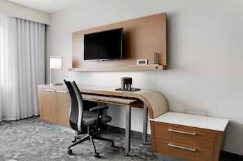 Courtyard Dallas Grand Prairie