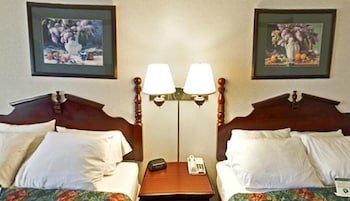 Americas Best Value Inn & Suites-Waukegan/Gurnee