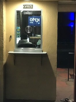 Economy Inn Antioch