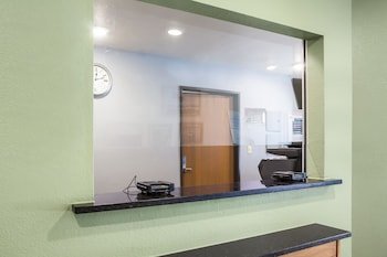 WoodSpring Suites Denton
