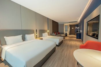 Holiday Inn Express Yinchuan Lanxi Valley Plaza