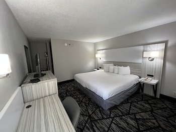 Baymont by Wyndham Peoria