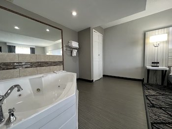 Baymont by Wyndham Peoria