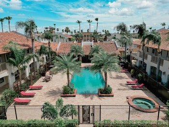 The Bungalows On Shary