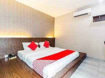 Comfort Hotel Klang Sentosa By OYO Rooms