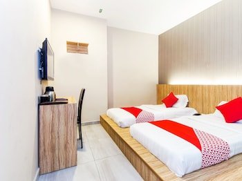 Comfort Hotel Klang Sentosa By OYO Rooms