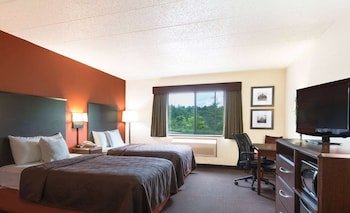 AmericInn by Wyndham Ashland
