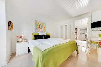 Bed and Breakfast Aaløkke