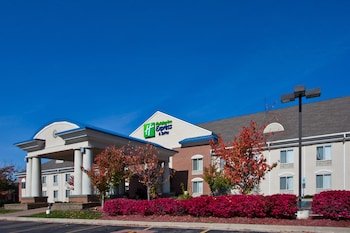 Holiday Inn Express & Suites Waterford